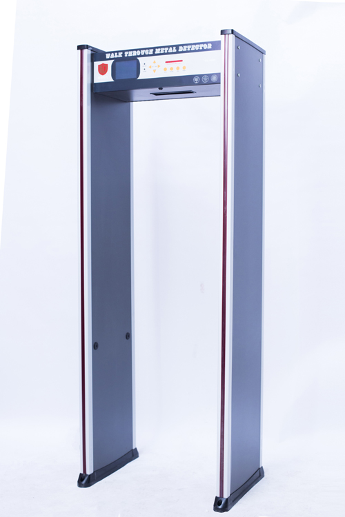 維和時(shí)代液晶顯示高端測(cè)溫安檢門(mén)