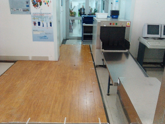 新疆阿勒泰機場改進安檢門通道設計提升服務質(zhì)量[圖]