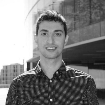 巴勒斯坦記者到以色列使館被脫光過(guò)安檢門(圖)