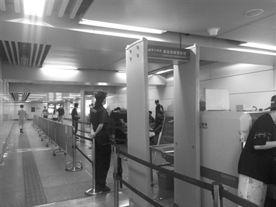 孕婦過(guò)安檢門會(huì)不會(huì)受輻射影響？