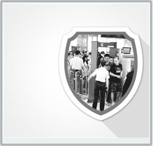 地鐵部分車站增設(shè)安檢門 重點(diǎn)排查違禁品危險(xiǎn)品