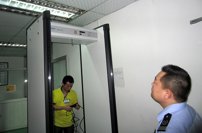 進(jìn)口安檢門的價格影響因素分析