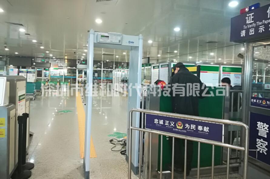 廠家技巧分享：如何選擇一臺(tái)高性?xún)r(jià)比手機(jī)安檢門(mén) ？